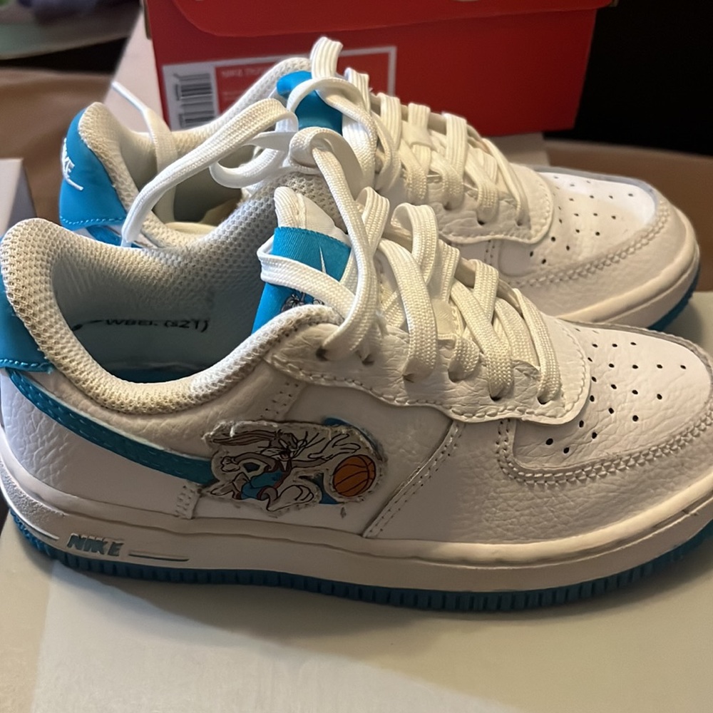 Force 1 - Picture 4 of 5